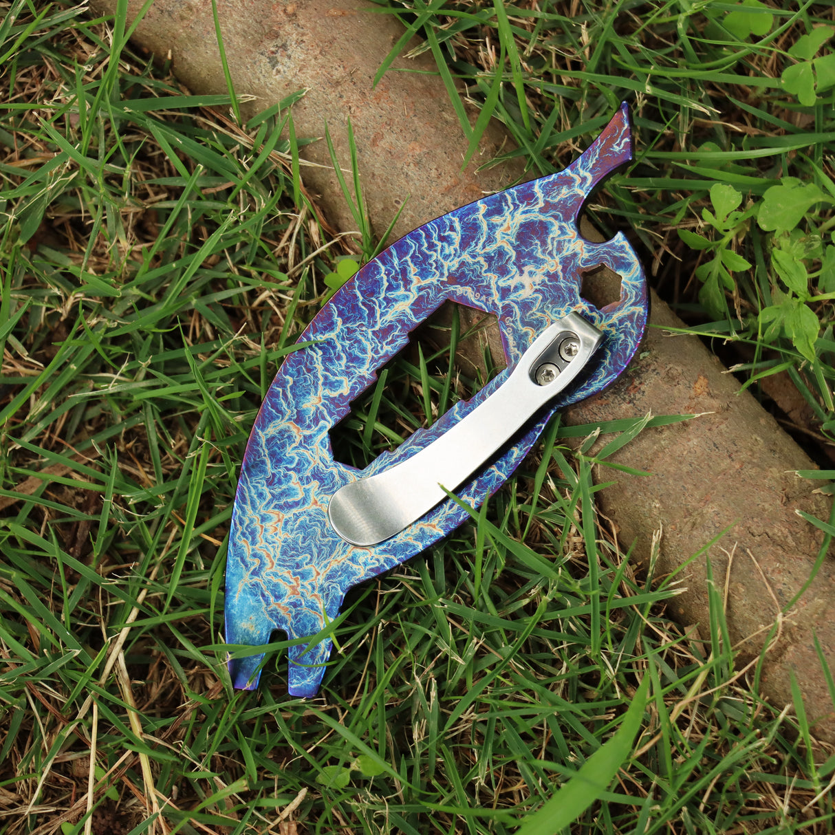 Kansept EDC CrowBar G009A5 Titanium with Lightning Strike Finish Multifunctional EDC Tool for Everyday Carry Designed by Rolf Helbig