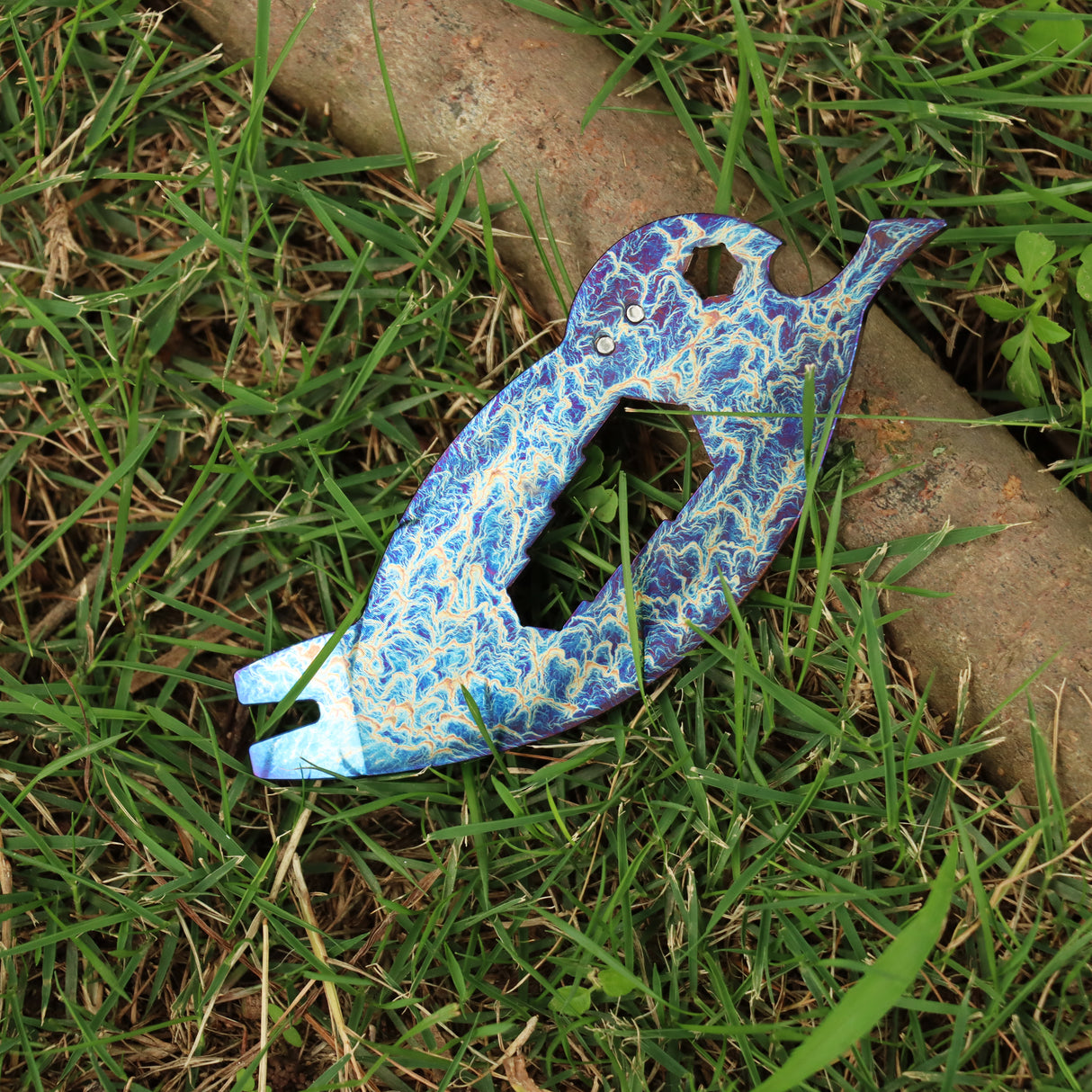 Kansept EDC CrowBar G009A5 Titanium with Lightning Strike Finish Multifunctional EDC Tool for Everyday Carry Designed by Rolf Helbig