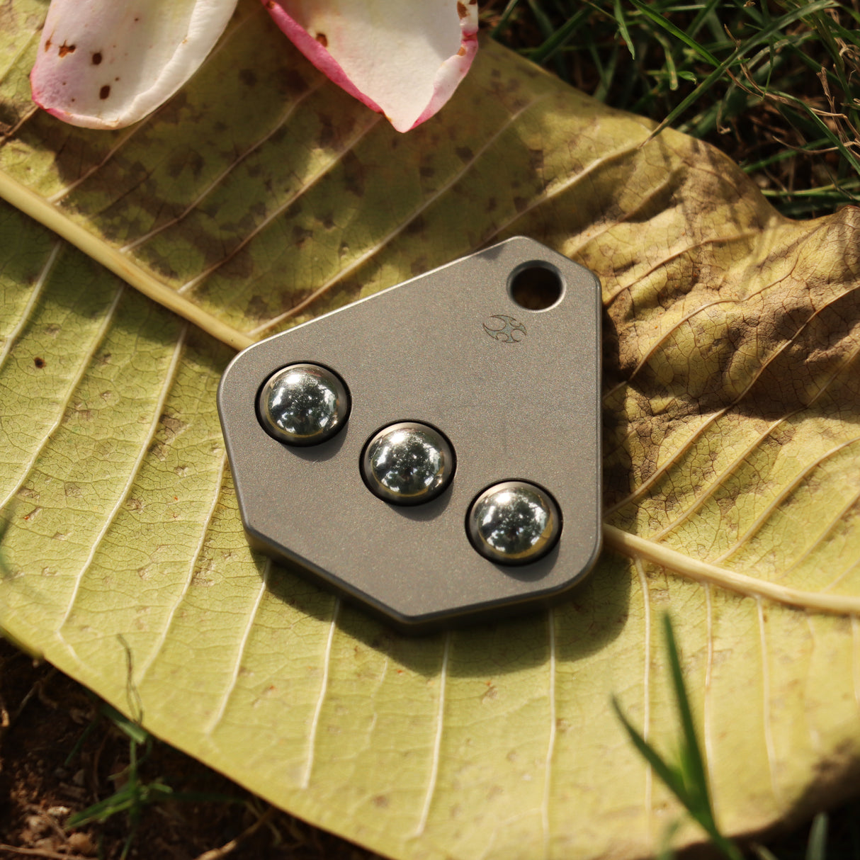 Kansept EDC Roller G012R2 Bronze Titianium with Three Steel Balls for Stress-Relief with Lanyard Hole EDC-Kevin Passon Designed