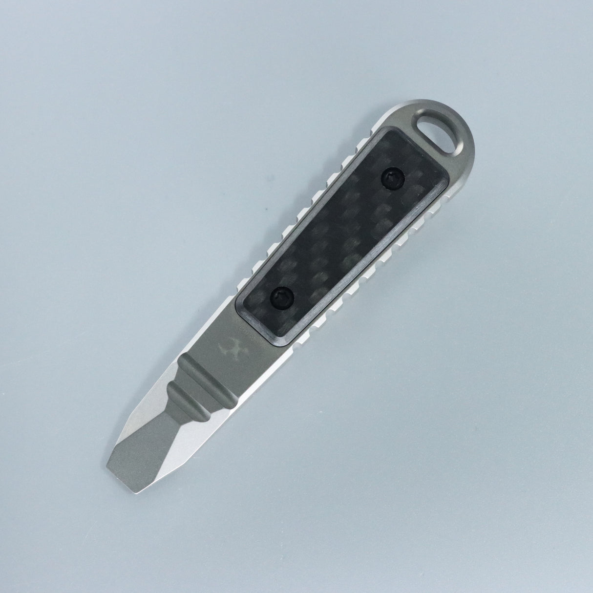 Kansept EDC Tool Kursor G015C4 Blackwash Titanium + Twill Carbon Fiber Inlay Koch Tools Designed