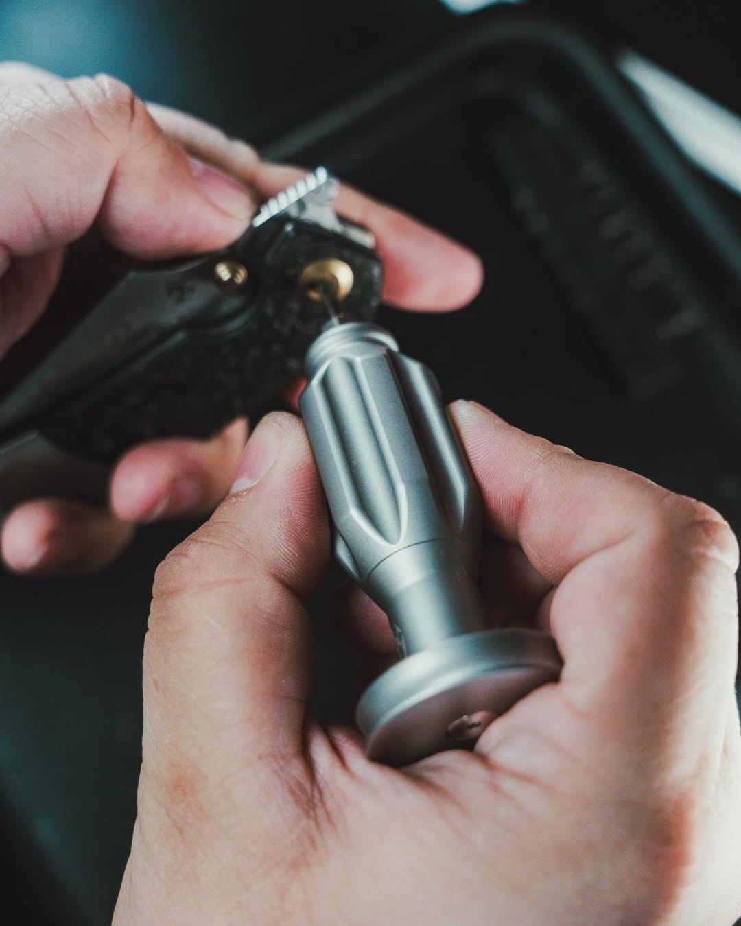 Kansept EDC Bit Driver Drive-R-Saurus G018P1 –Beadblasted Titanium Palm Multitool with Spinner Top | Jesse Pauley Design